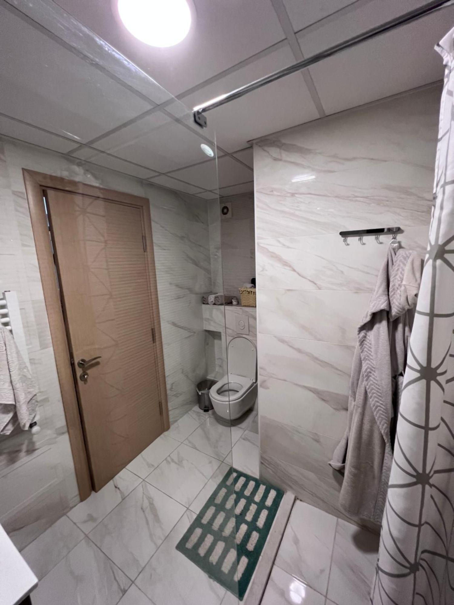 Modern Flatiron Apartment, Skopje Center Екстериор снимка